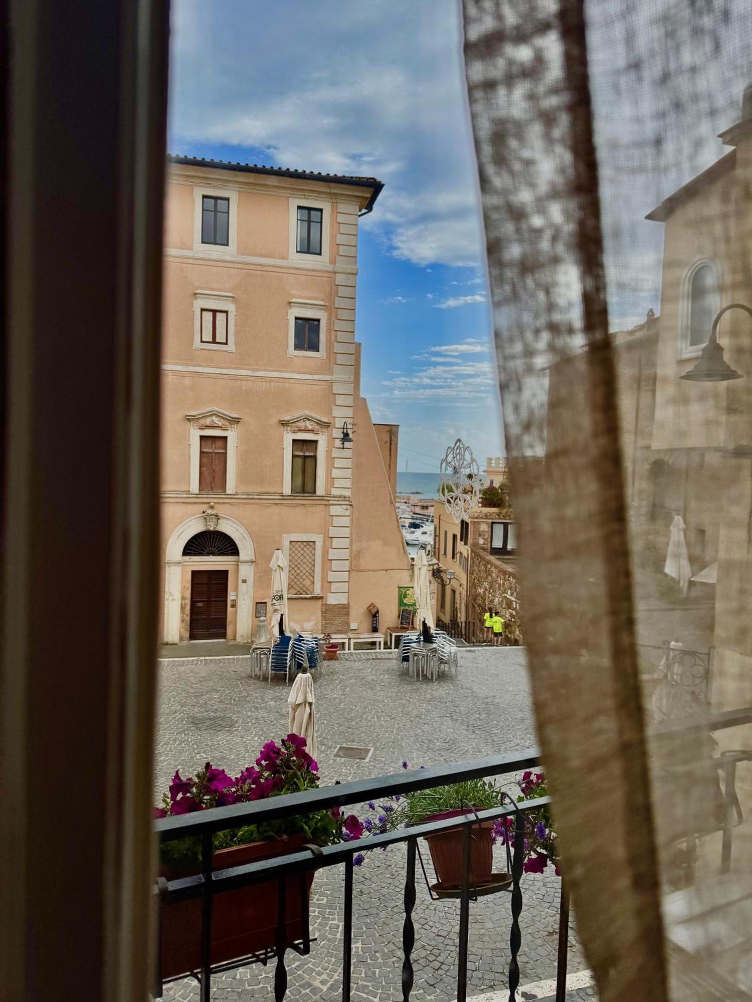 Il Vicolo B&B Giubileo Nettuno Eksteriør bilde
